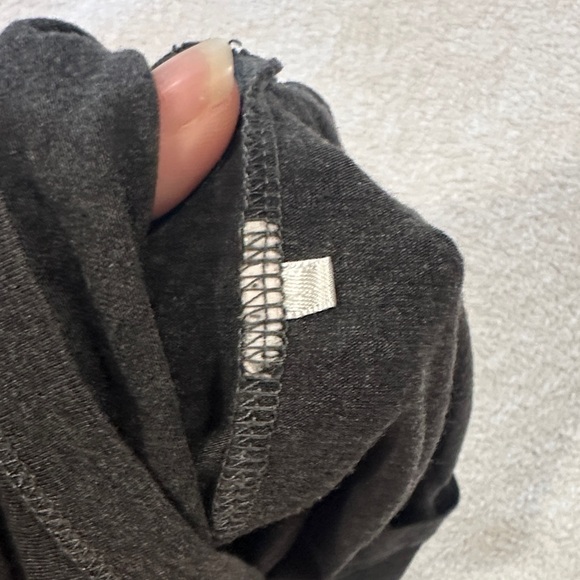 Final price Alphalete - Women's Black cropped Long Sleeve Top size small - Picture 4 of 4